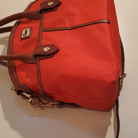 Dooney and bourke nylon & leather trim.brown and red.14.5w 9.75h - Picture 3 of 12